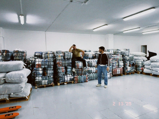 Come rivenditori e negozi possono massimizzare i profitti con l'abbigliamento vintage all'ingrosso - SP Vintage Wholesale
