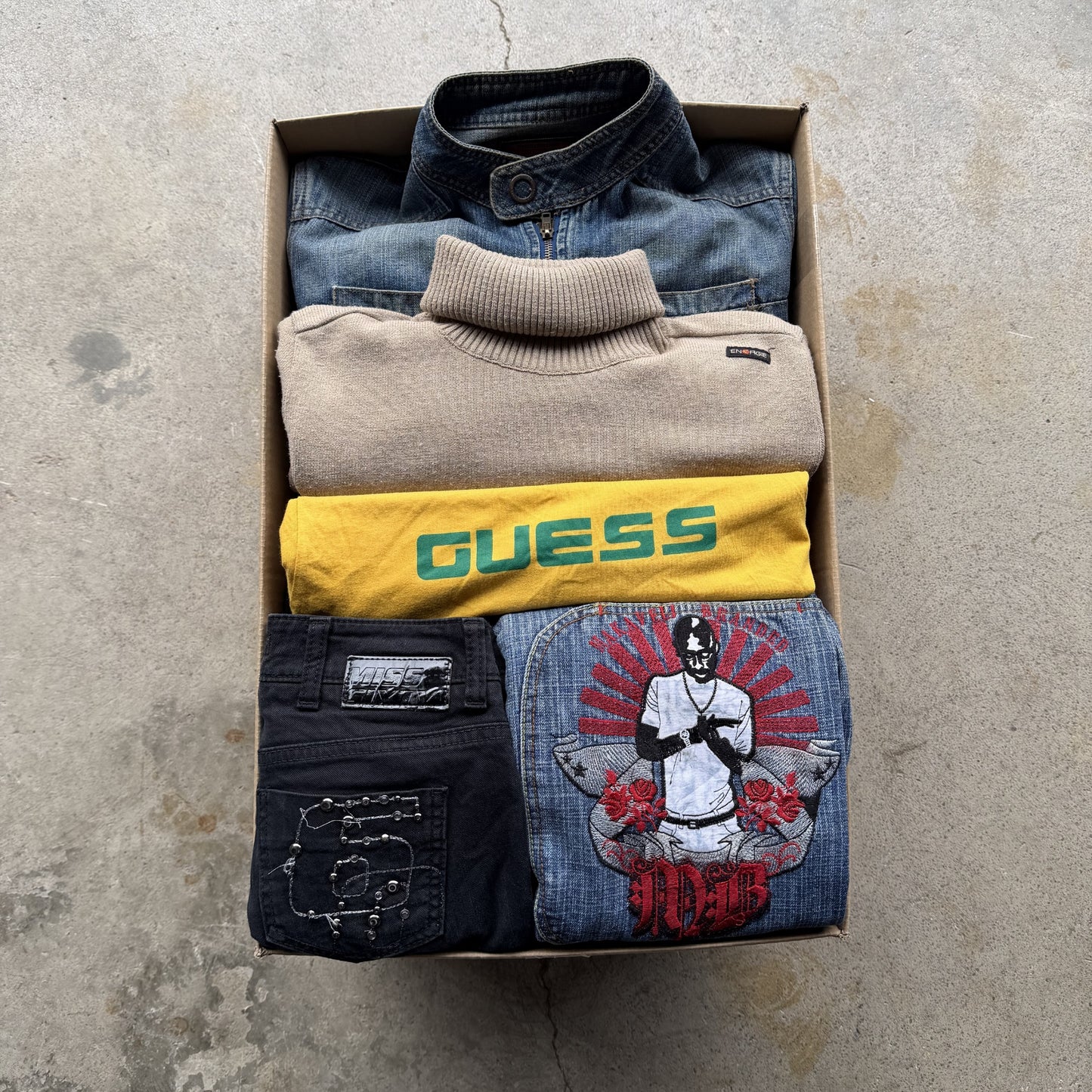 Y2K Branded + Unbranded Mix reseller box