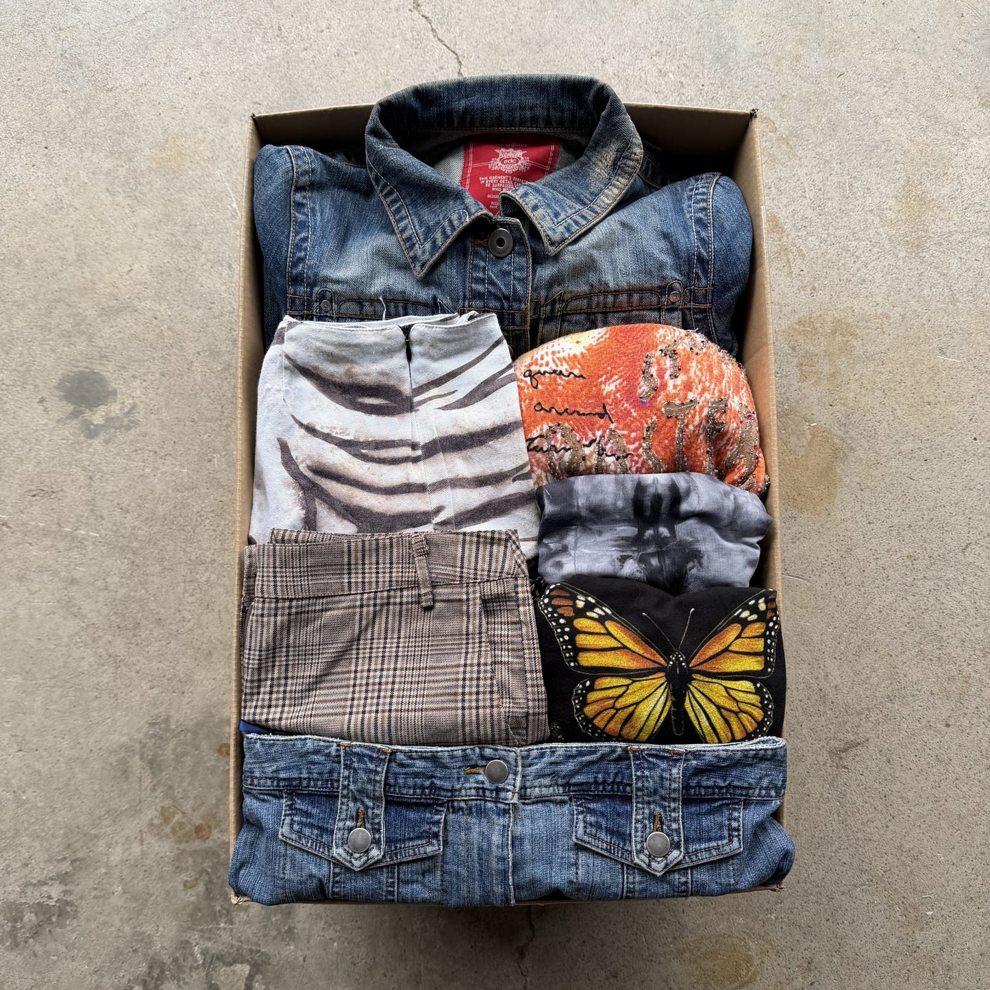 Y2K Unbranded mix reseller box