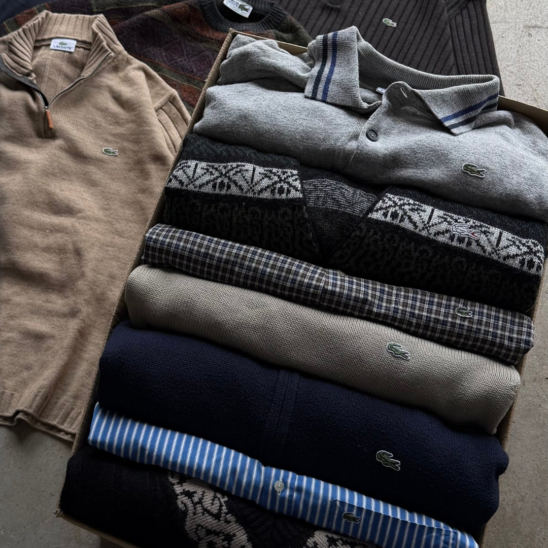 Lote de camisetas y sudaderas vintage vendidas por pieza.