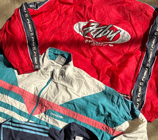 Junio, julio y agosto: los mejores meses para comprar ropa vintage al por mayor - SP Vintage Wholesale