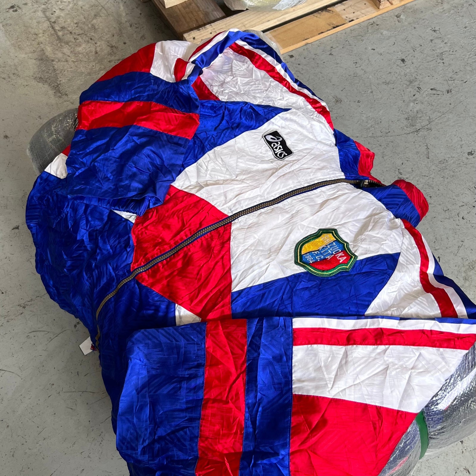 25kg Vintage specialist bundle winter branded mix