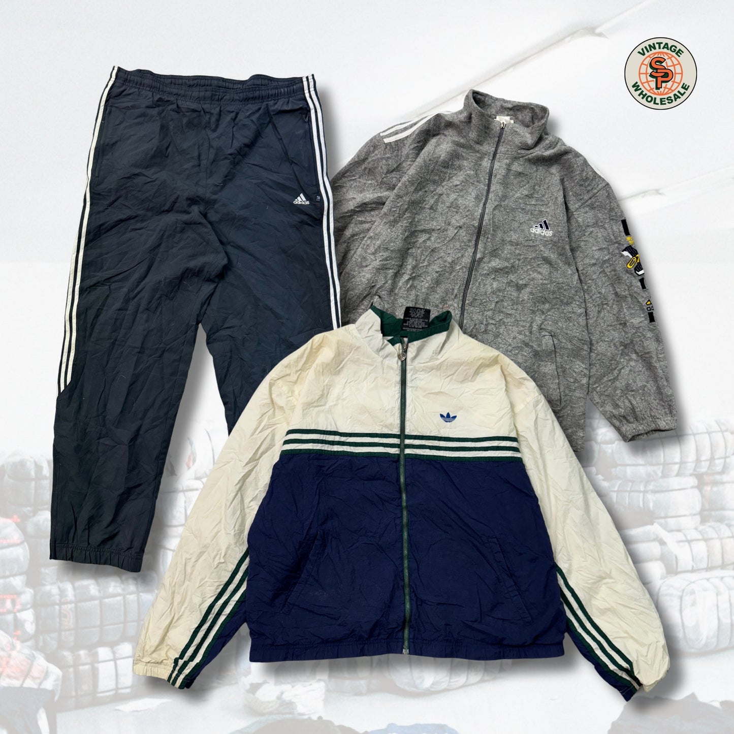 10kg Mix ropa Adidas Vintage - SP Vintage Wholesale  