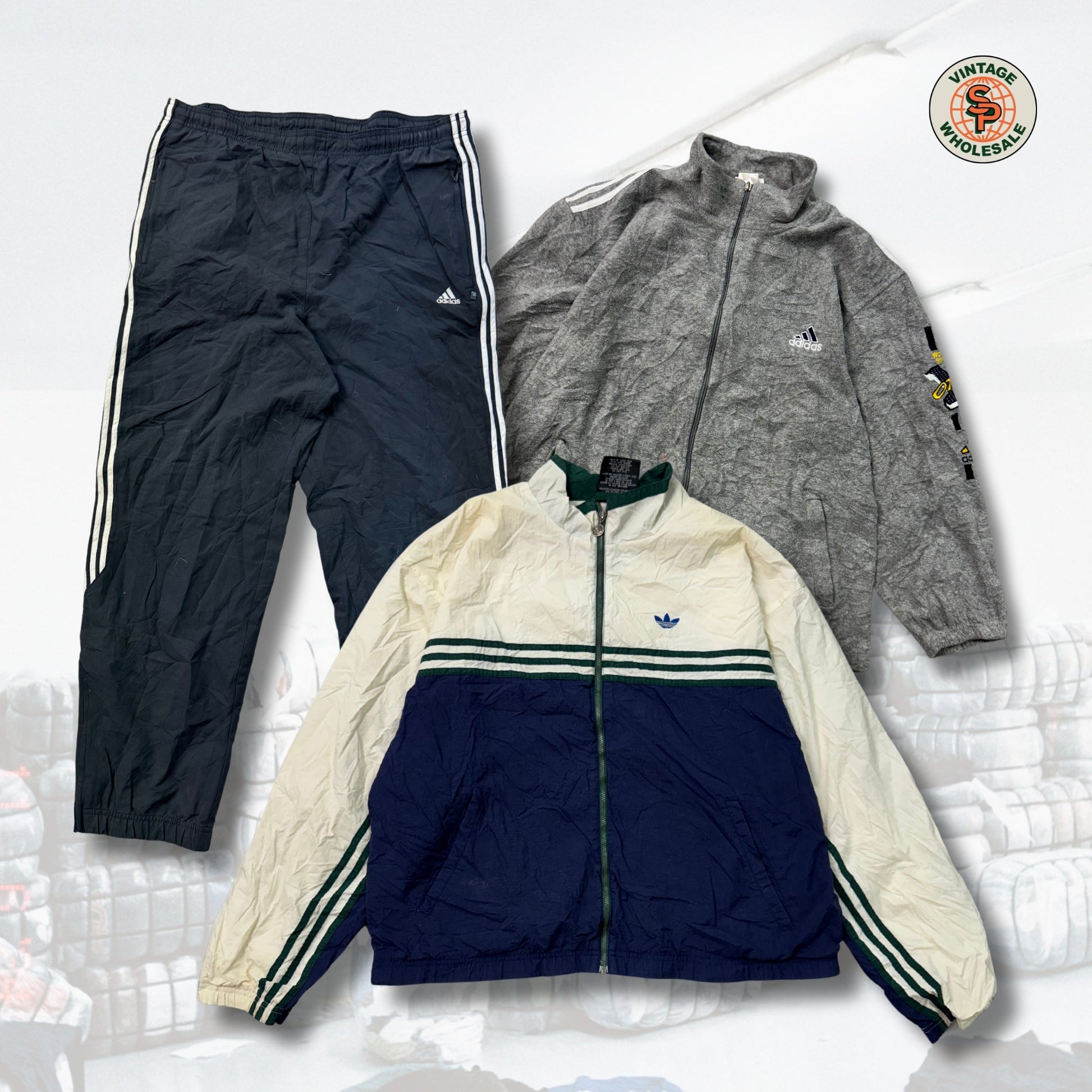 10kg Mix ropa Adidas Vintage - SP Vintage Wholesale  