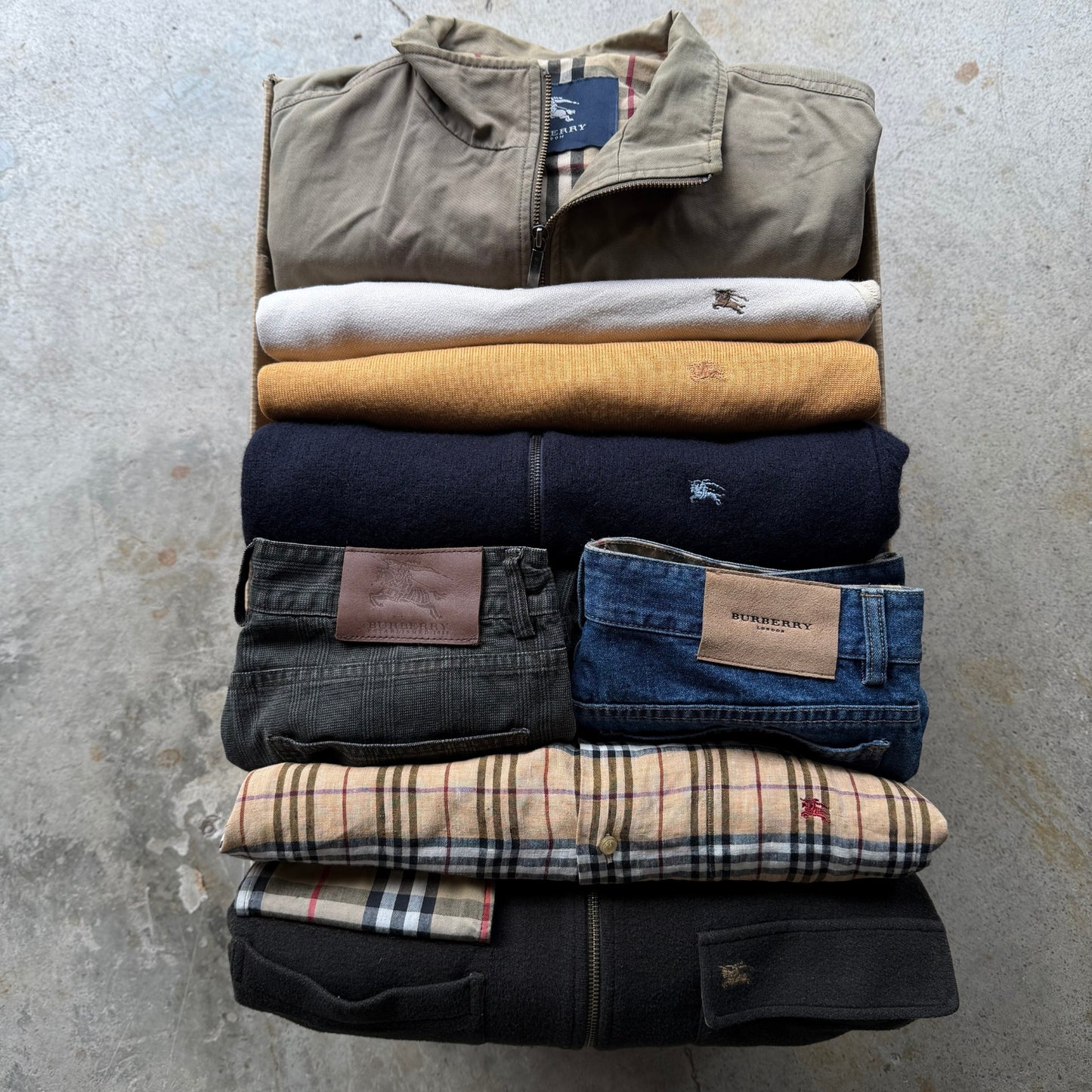 BURBERRY BLACK FRIDAY RESELLER BOX