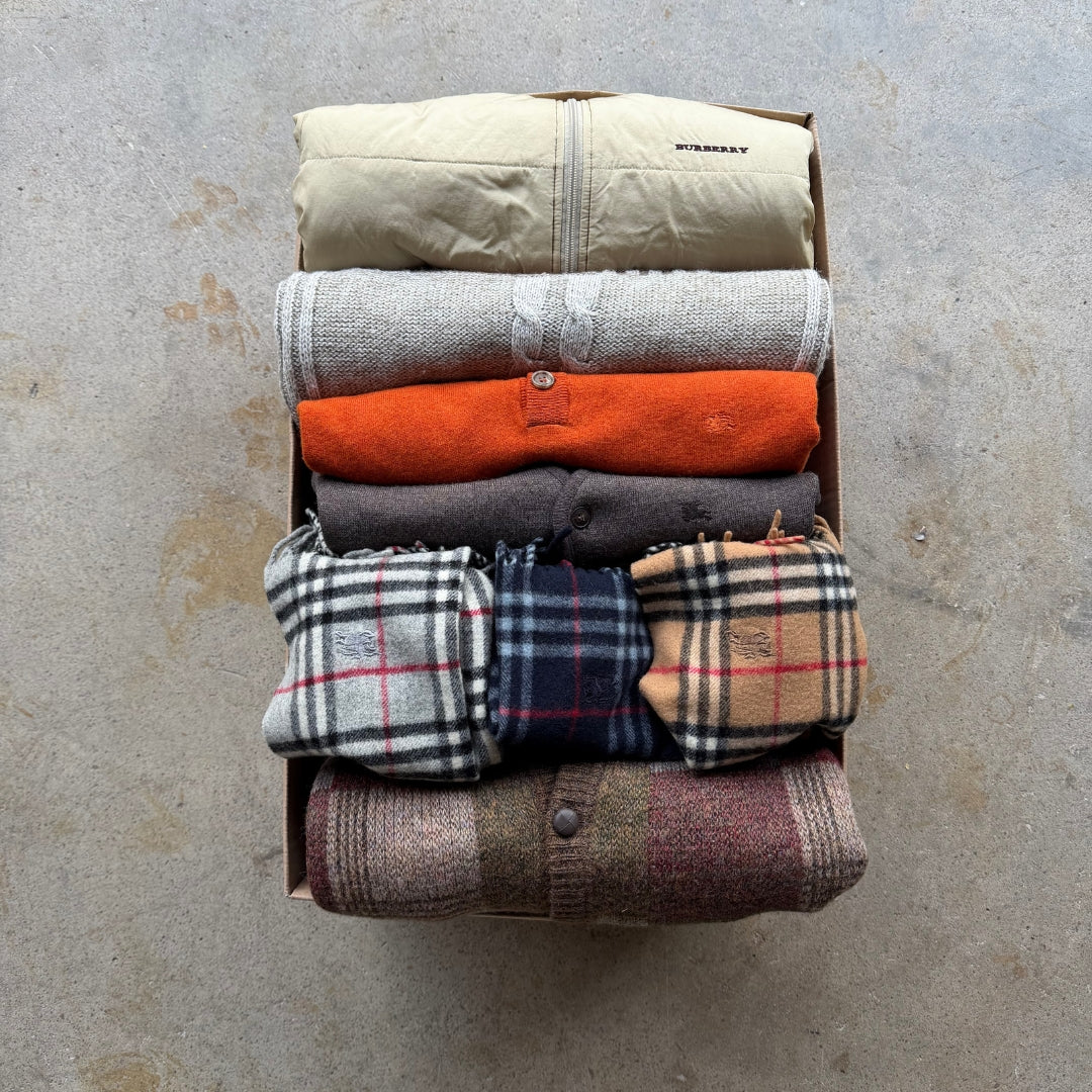 BURBERRY + VINTAGE CHRISTMAS RESELLER BOX