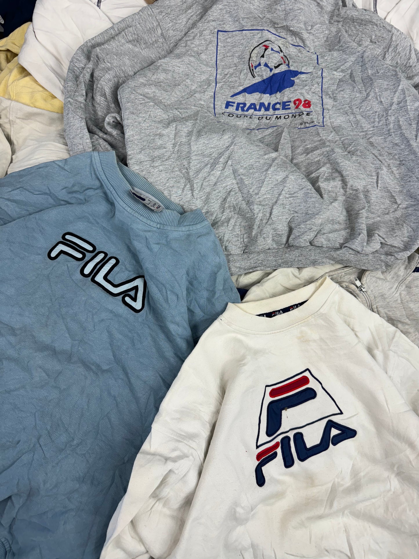 Branded premium SWEATSHIRTS per piece