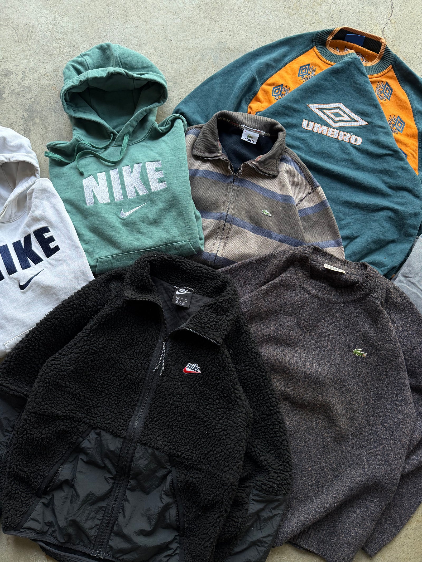 100kg Vintage expert bundle branded mix