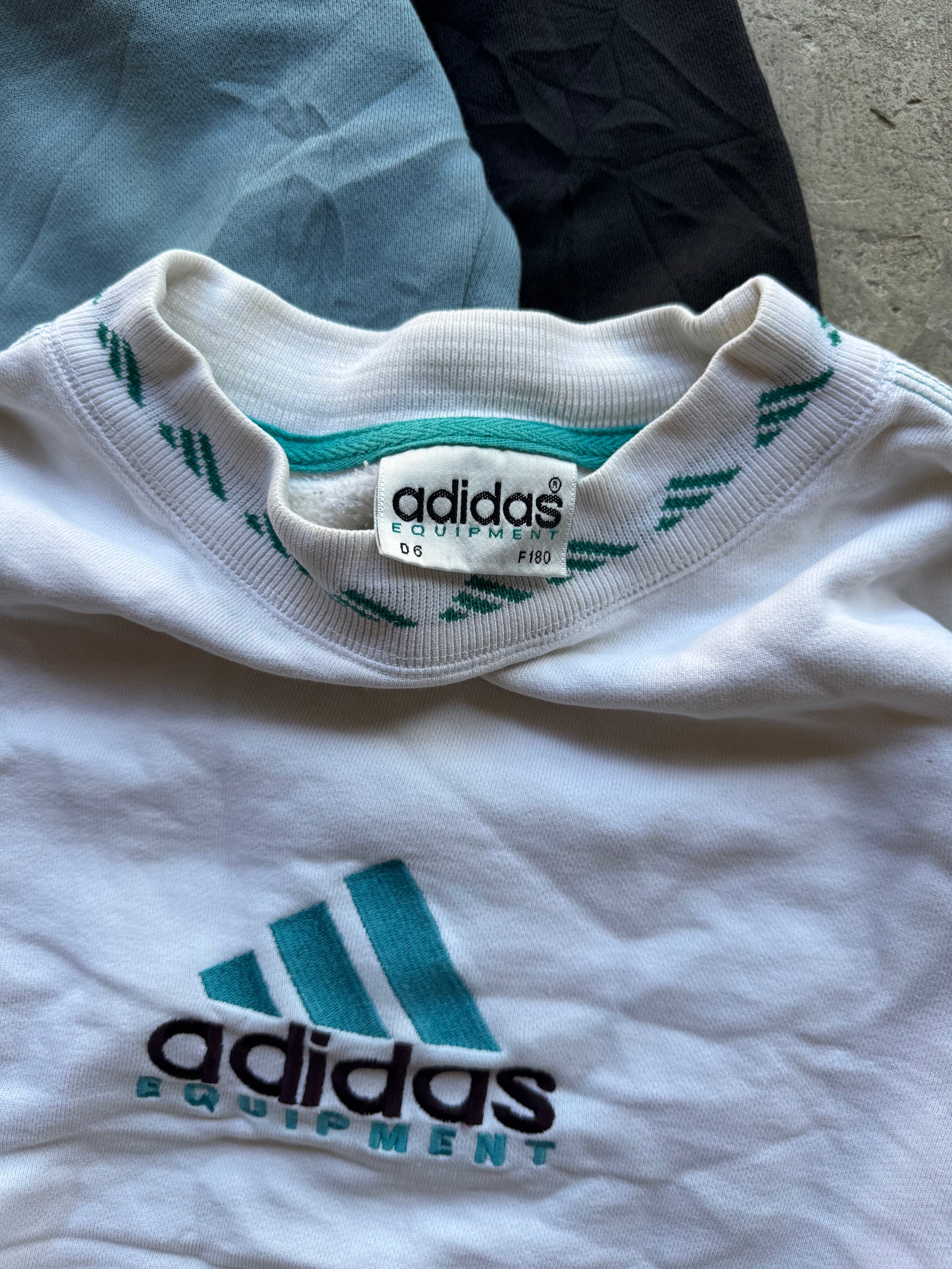 15x Sudaderas vintage Adidas
