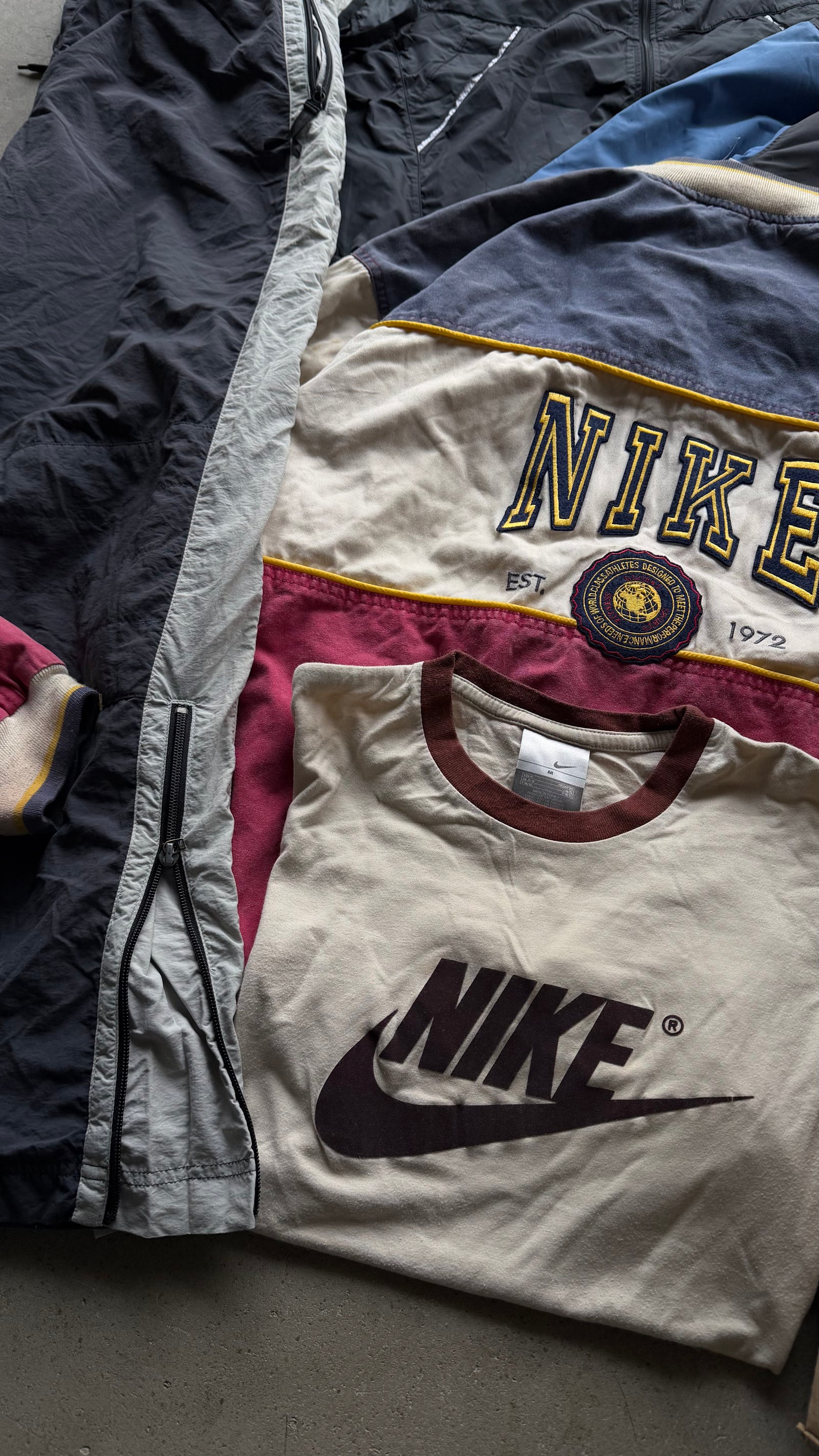 NIKE MIX RESELLER BOX 15KG