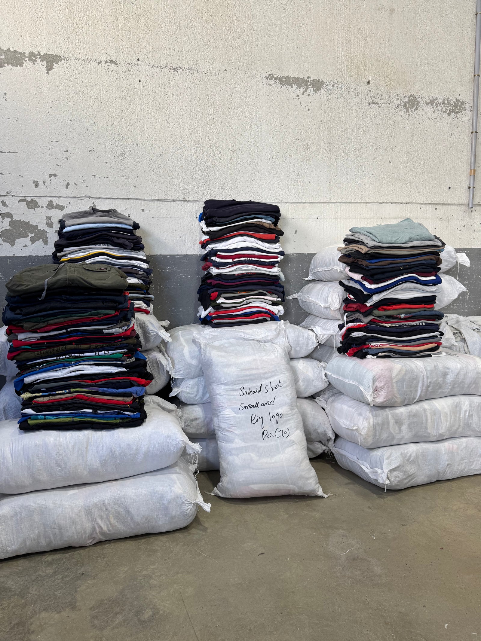 100kg Vintage expert bundle branded and unbranded mix
