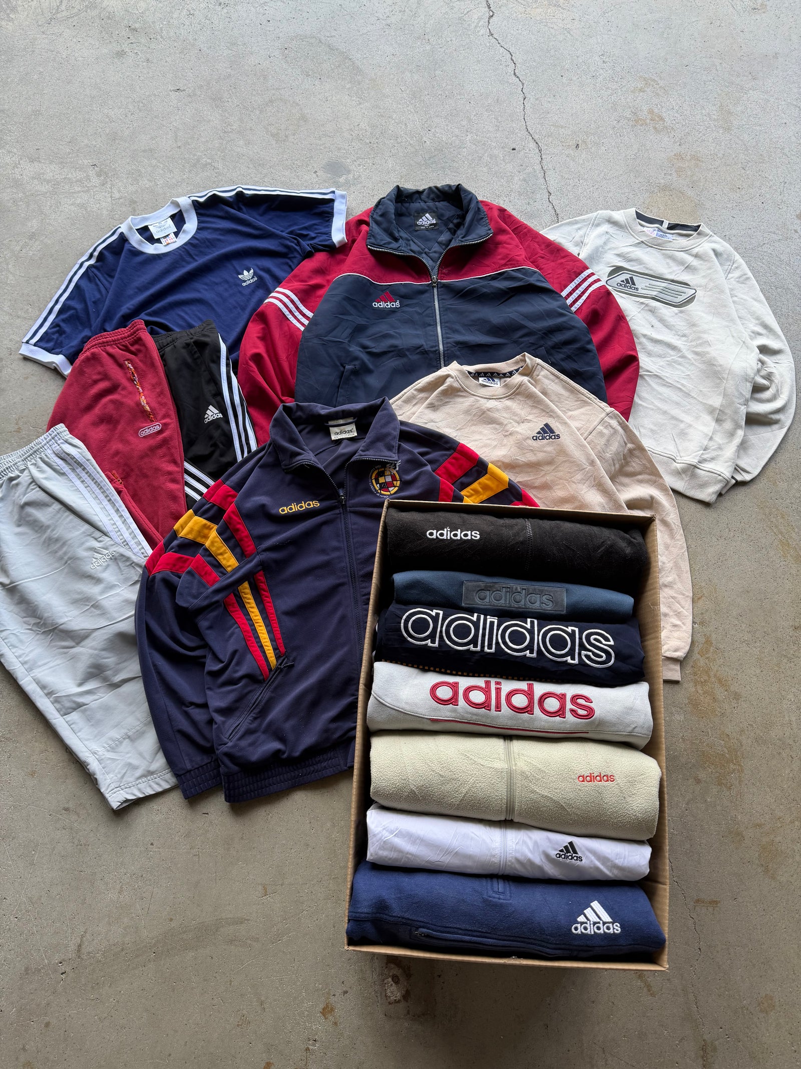 ADIDAS MIX RESELLER BOX 15KG