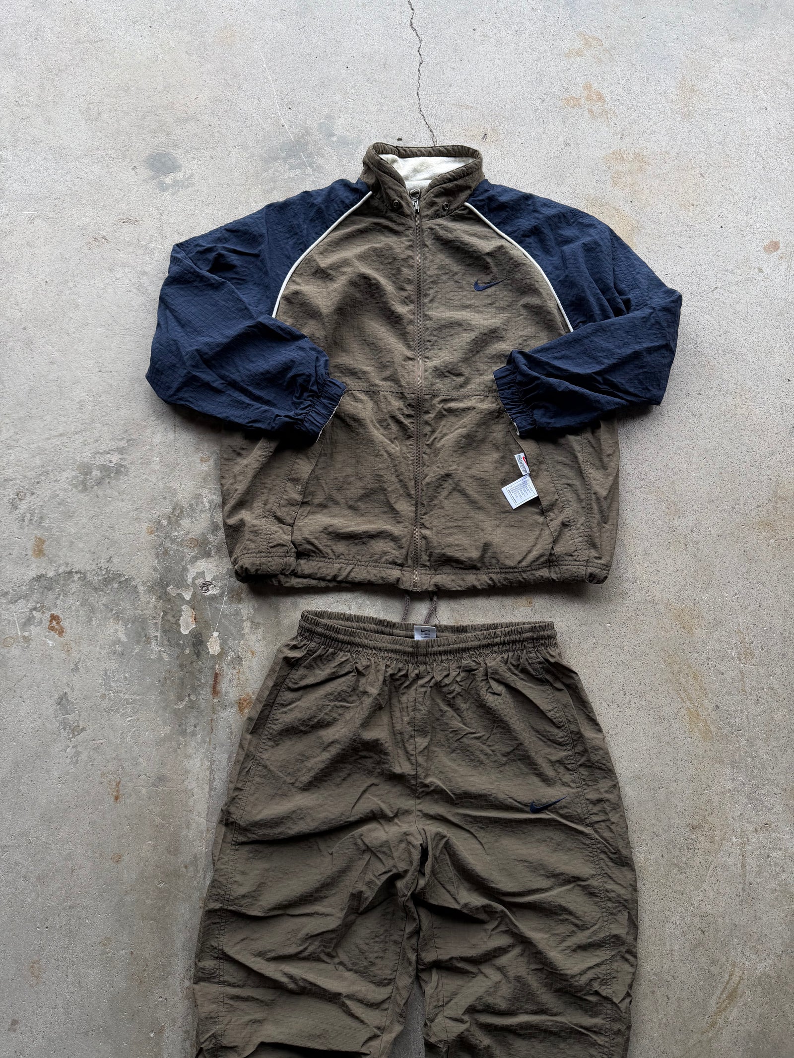 PRE-ORDER RALPH LAUREN + NIKE VINTAGE STARTER BOX