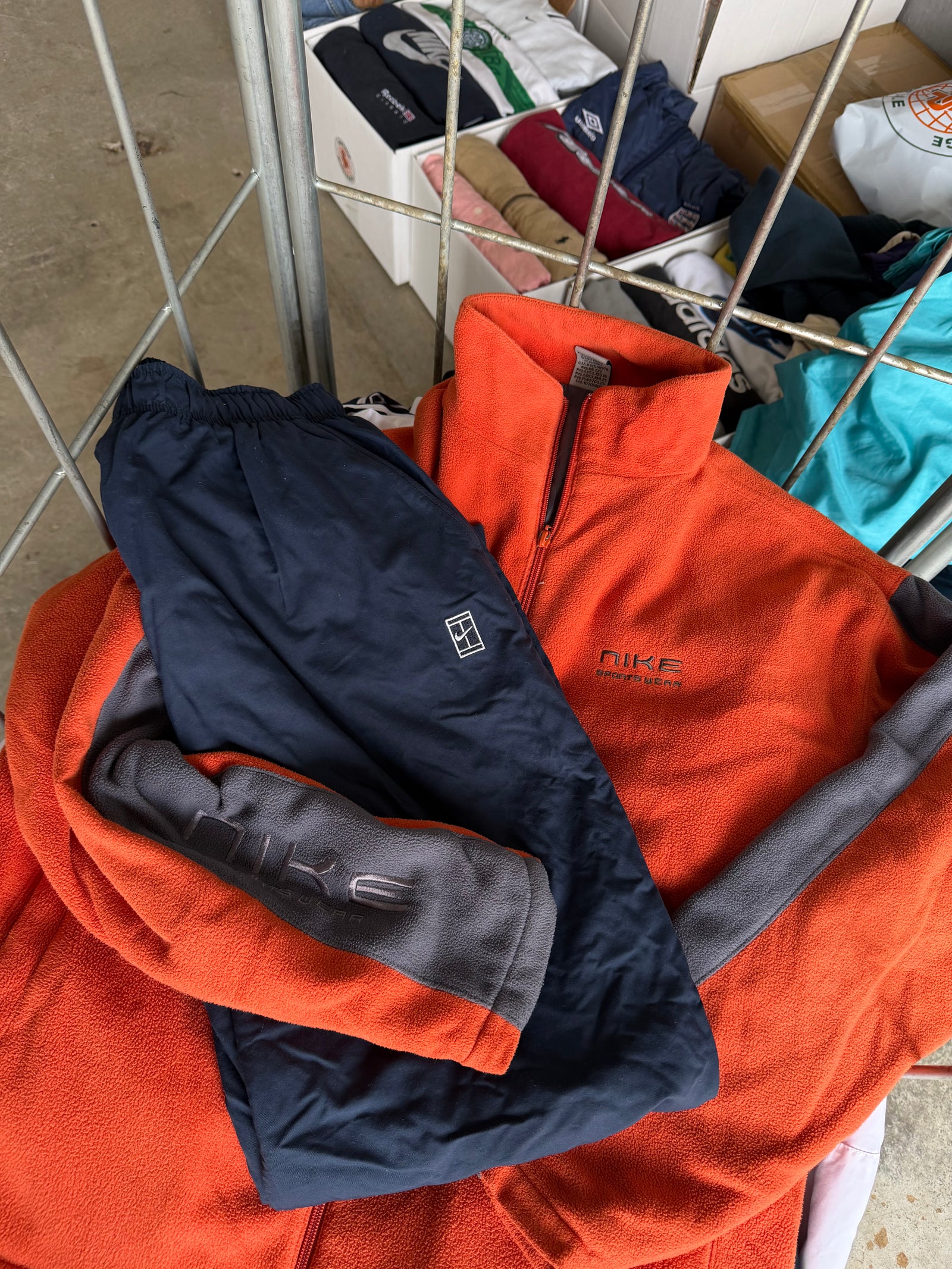 100kg Vintage expert bundle branded mix