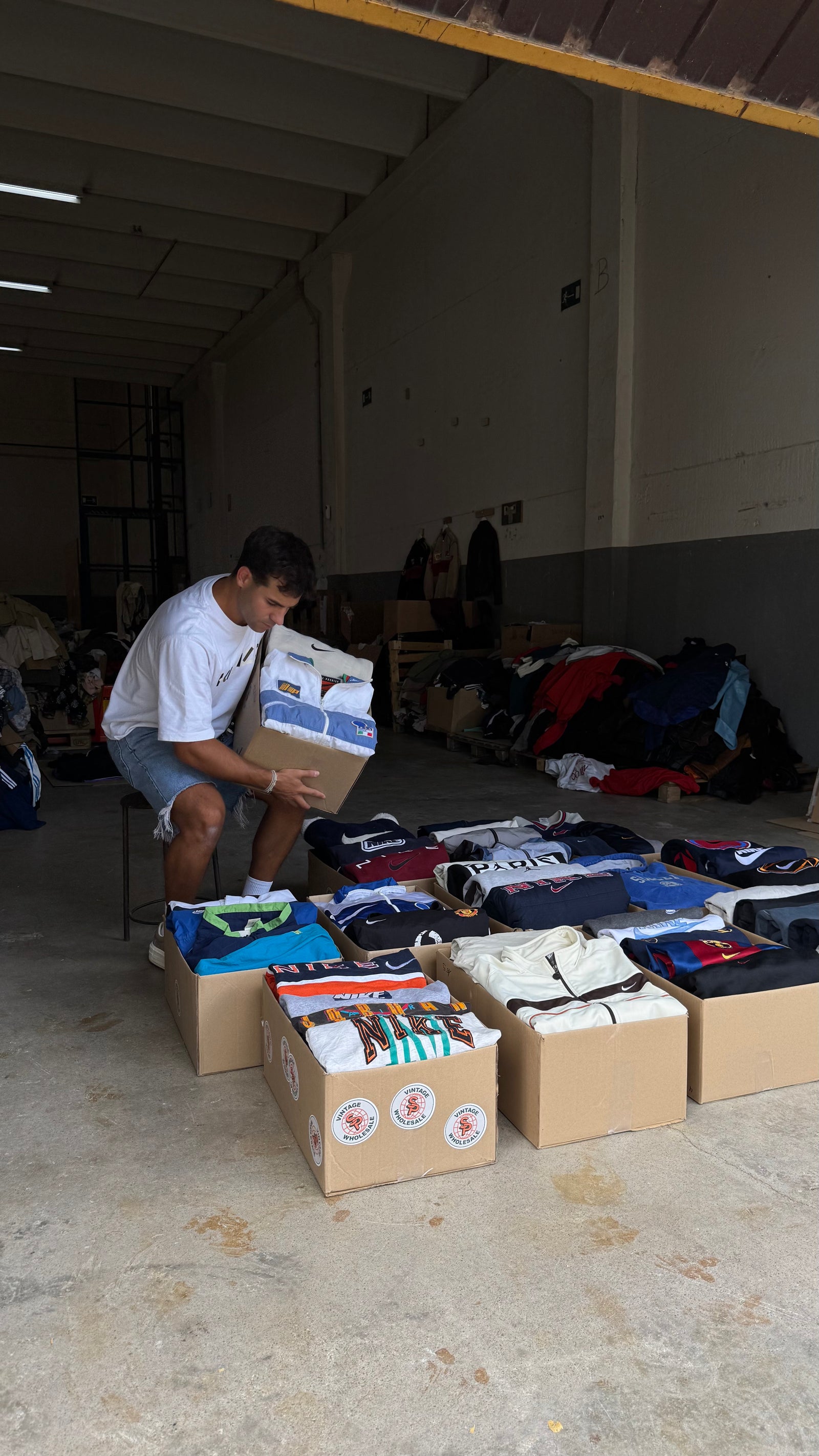 NIKE + ADIDAS VINTAGE SUMMER STARTER BOX