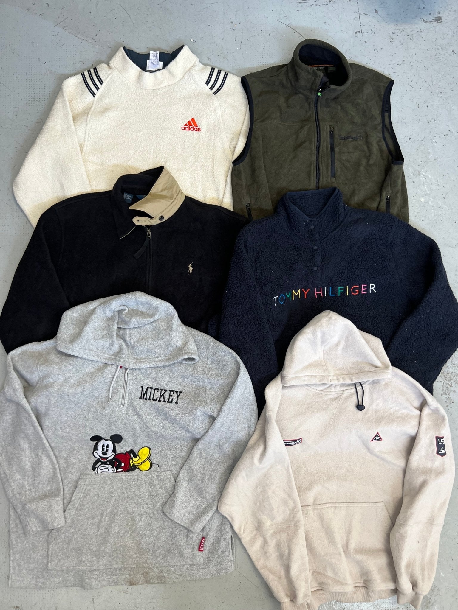 PRE-ORDER 10x Polares de marca premium por piezas - SP Vintage Wholesale  