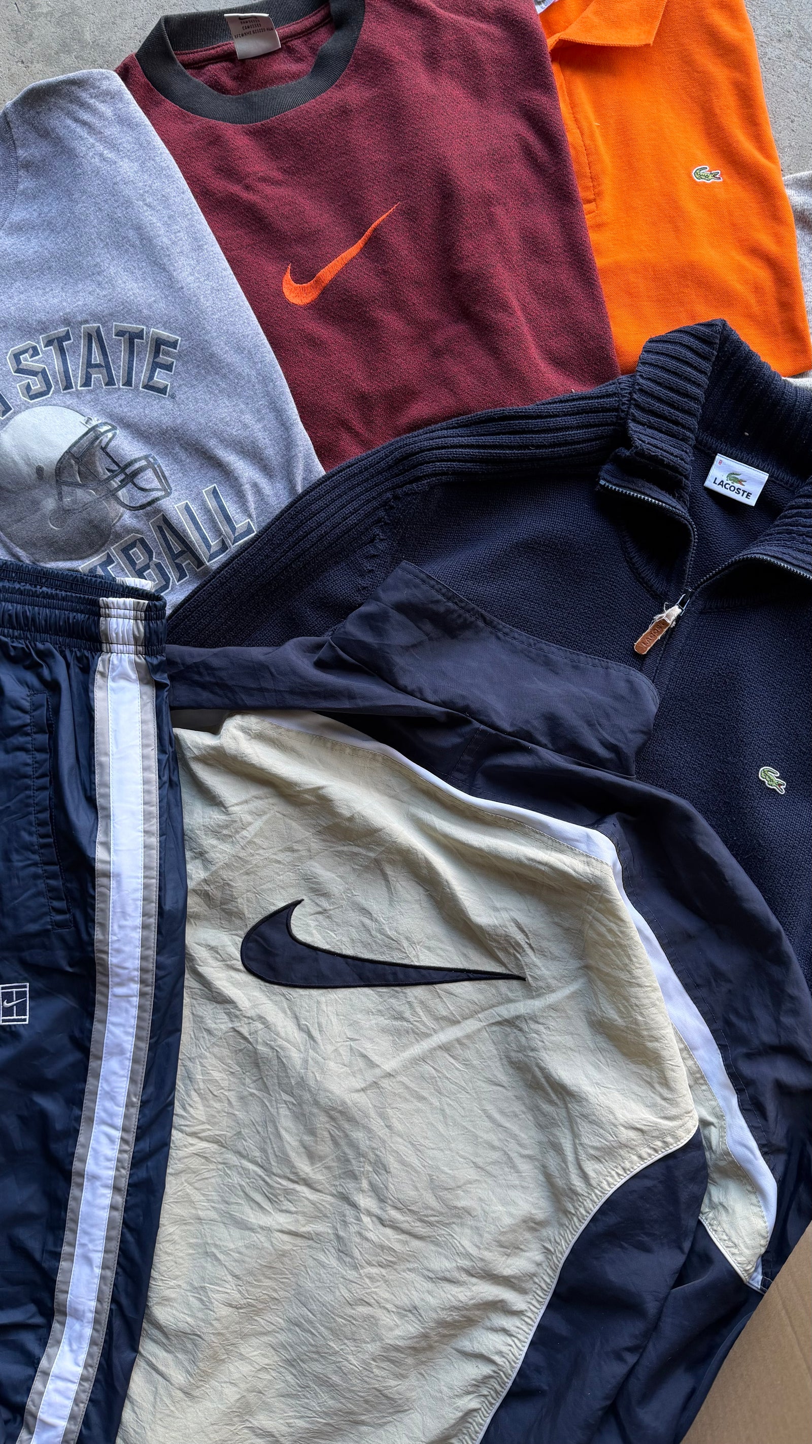 NIKE + LACOSTE RESELLER BOX 15KG