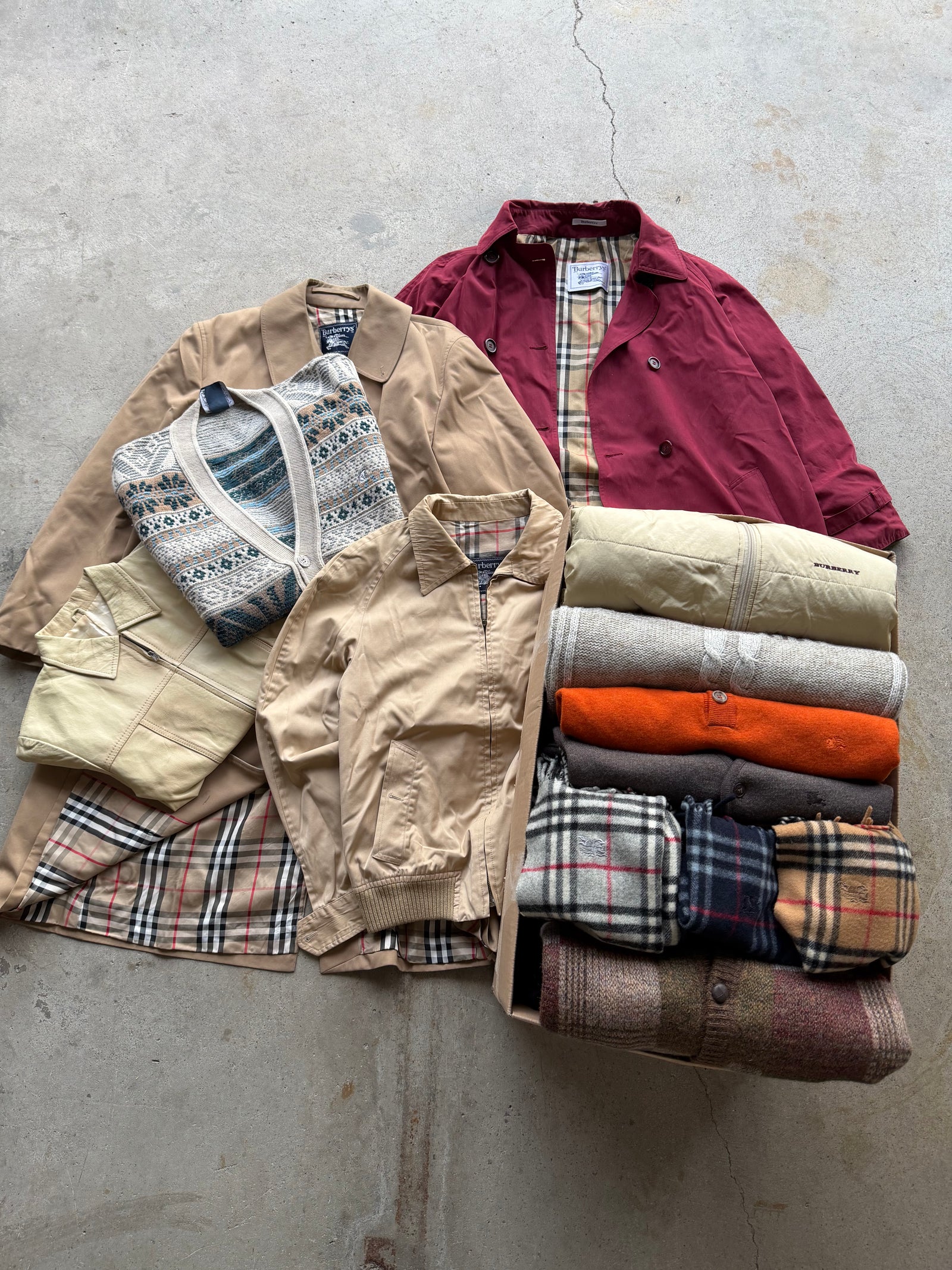 PRE-ORDER BURBERRY + VINTAGE RESELLER BOX 15KG