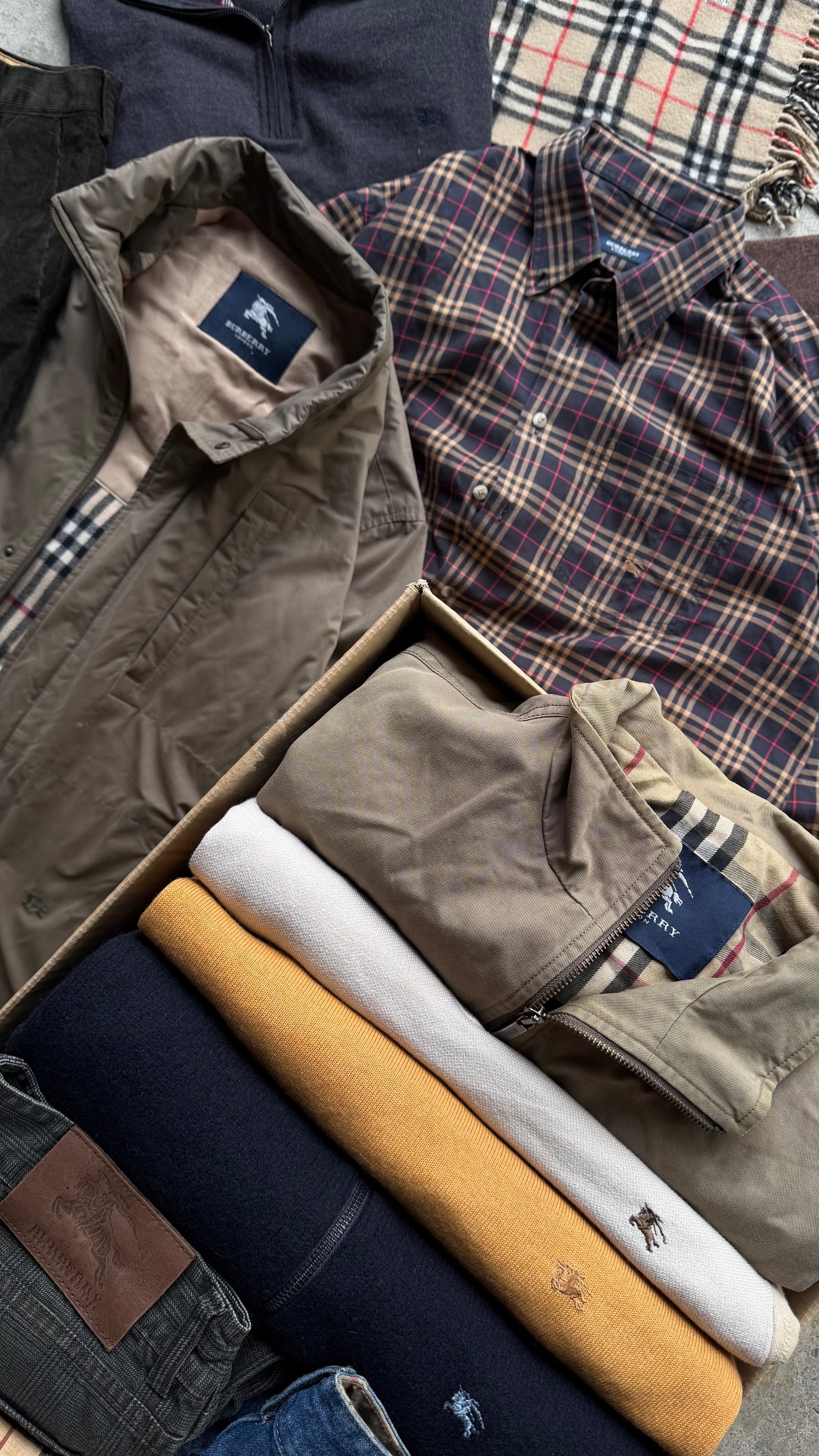 PRE-ORDER BURBERRY RESELLER BOX 15KG