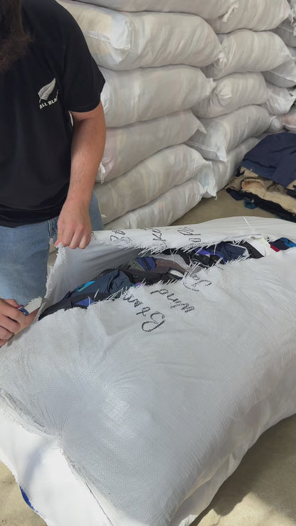 PRÉ-ENCOMENDA jaquetas premium da marca Bala (70 unidades)