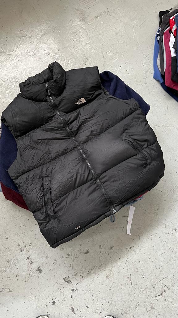 10x Puffers vintage  de marca por piezas - SP Vintage Wholesale  